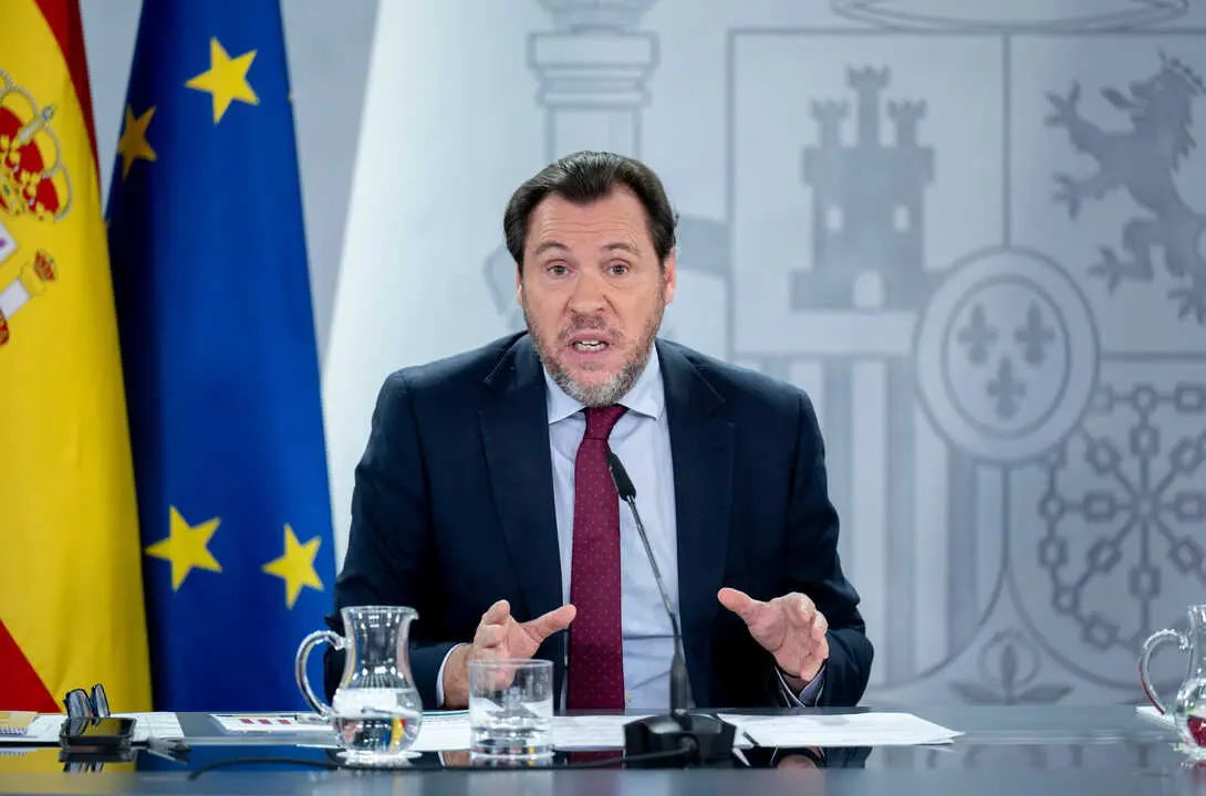 El ministro de Transportes y Movilidad Sostenible, &Oacute;scar Puente. / EP