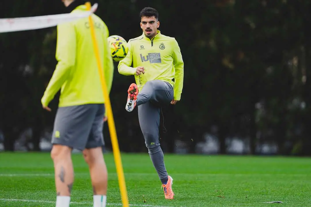 Los jugadores del Racing durante un entrenamiento. / RRC