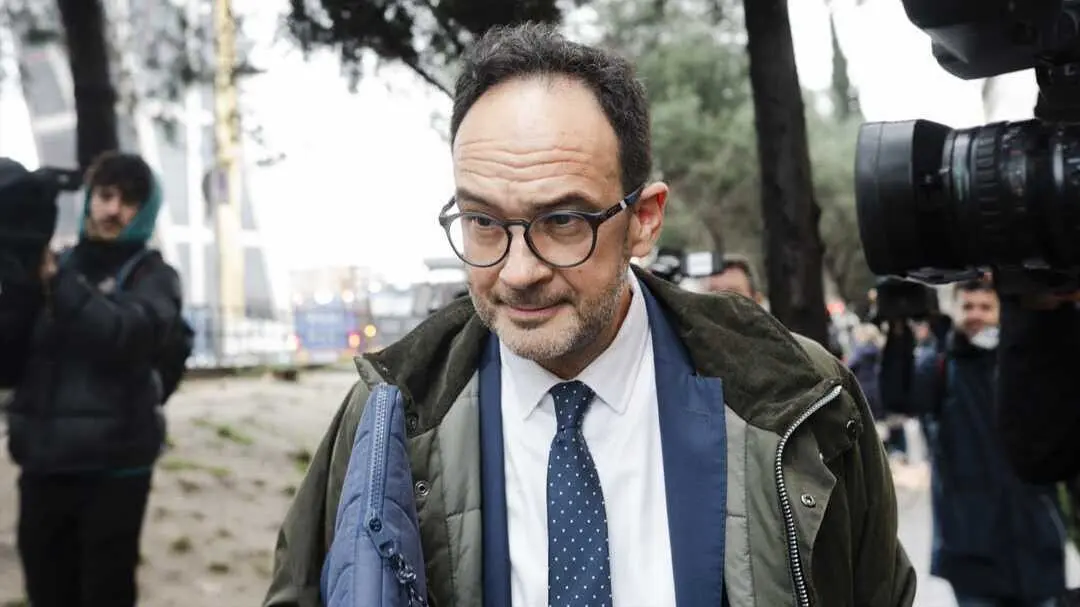 El secretario de Estado de Telecomunicaciones e Infraestructuras Digitales, Antonio Hernando, a su llegada a los juzgados de Plaza de Castilla, a 2 de febrero de 2026, en Madrid (Espa&ntilde;a). Mateo Lanzuela / Europa Press