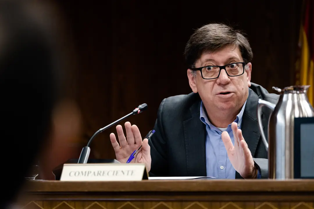 El exdirigente socialista Paco Salazar comparece ante la Comisi&oacute;n de Investigaci&oacute;n del &lsquo;caso Koldo&rsquo;. / EP