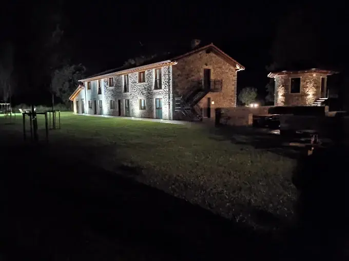 Casas del Complejo Rural El Cerrad&oacute;n. / a.e