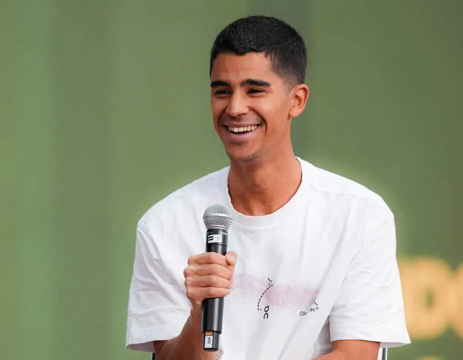 El atleta espa&ntilde;ol Mohamed Attaoui. / EP