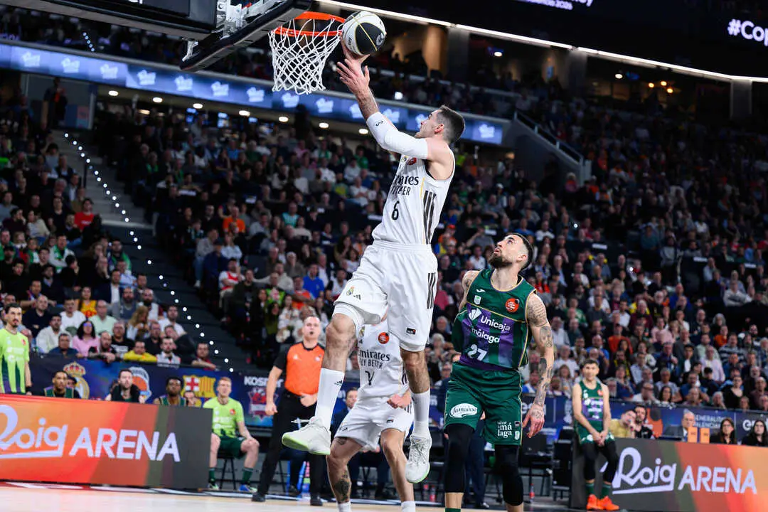 Alberto Abalde (Real Madrid) en acci&oacute;n durante un partido. / EP