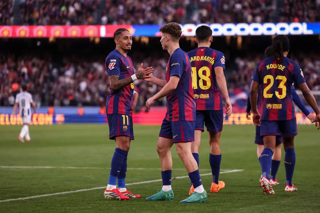 Jugadores del Barcelona durante un partido. / EP