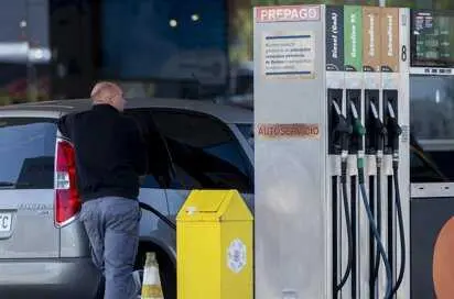 Un conflicto a miles de kil&oacute;metros puede tener consecuencias directas en la econom&iacute;a familiar. / EP