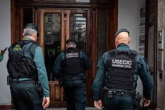 Agentes de la UCOMA, con apoyo de la USECIC, mantienen abiertas diligencias en el grupo empresarial vinculado al sector renovable, en una actuaci&oacute;n ordenada por el Juzgado de Instrucci&oacute;n n&uacute;mero 1 de Teruel. / A.E