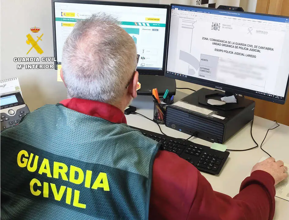 La Guardia Civil ha detenido a dos j&oacute;venes de 19 y 20 a&ntilde;os. / G.C
