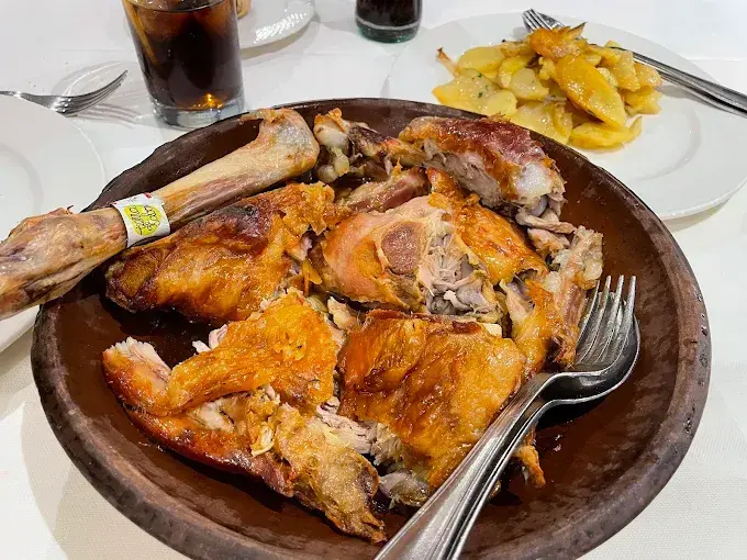 Situado en el centro hist&oacute;rico de Burgos, el Restaurante Ojeda es uno de los lugares m&aacute;s conocidos para descubrir la cocina castellana. / A.E