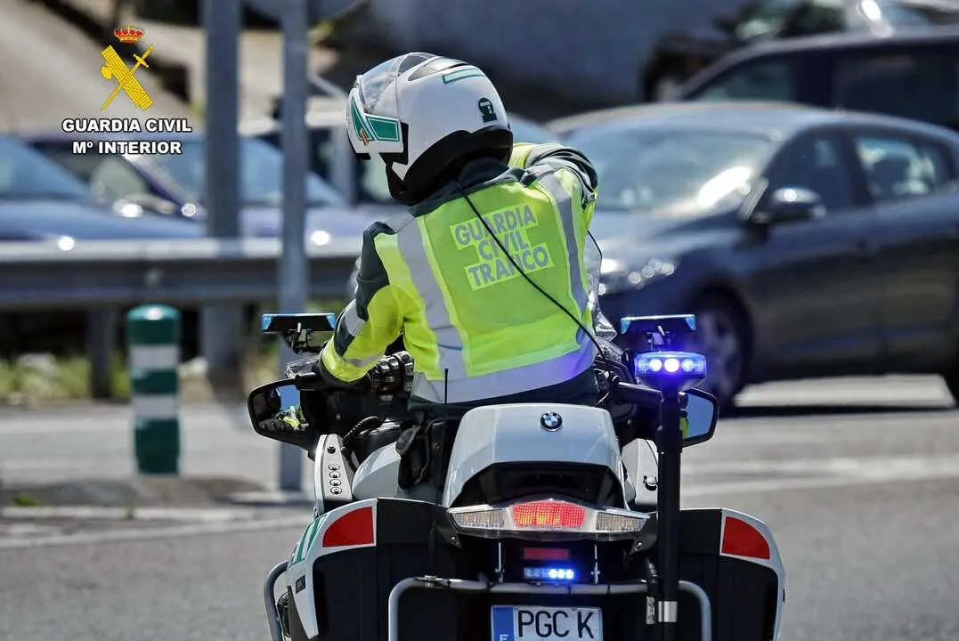 Un choque entre varios veh&iacute;culos en la A-67 ha obligado a cortar un carril. / GC
