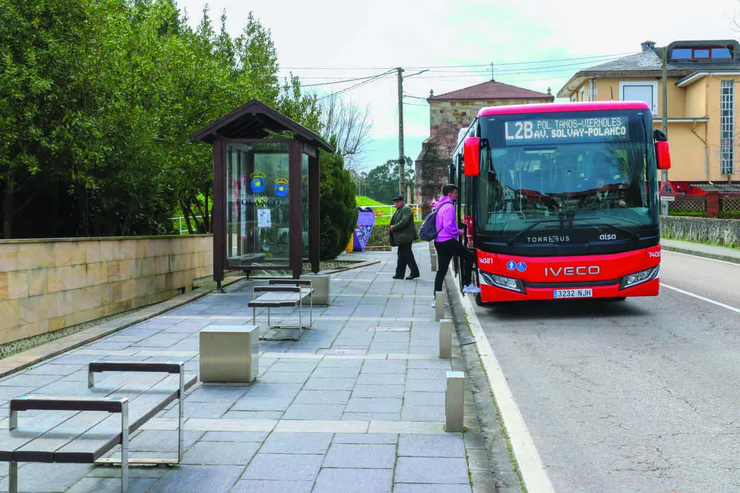El nuevo convenio entre Polanco y Torrelavega reorganiza los horarios del Torrebus. / Alerta