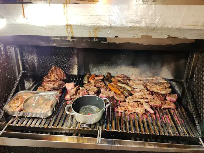 El Trillo destaca como uno de los restaurantes mejor valorados de la zona. / A.E