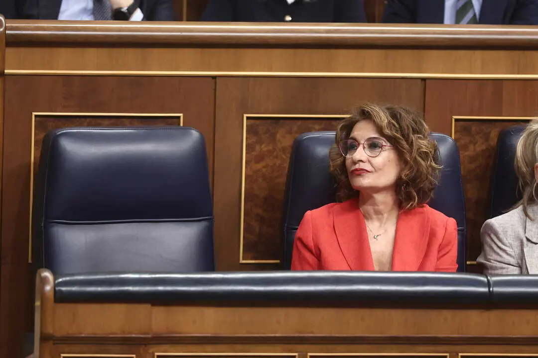 La vicepresidenta primera y ministra de Hacienda, Mar&iacute;a Jes&uacute;s Montero. / EP