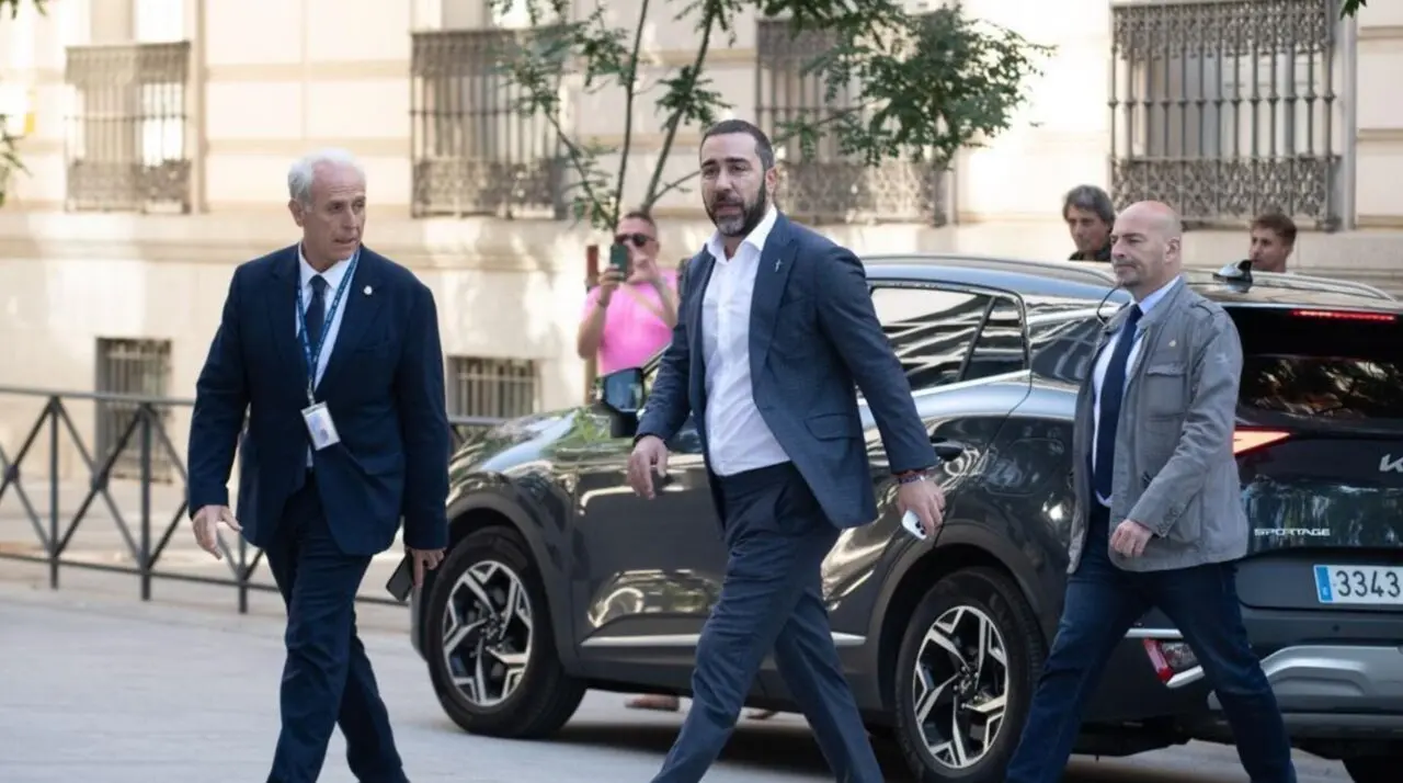 V&iacute;ctor de Aldama, a su salida de la Audiencia Nacional este jueves.