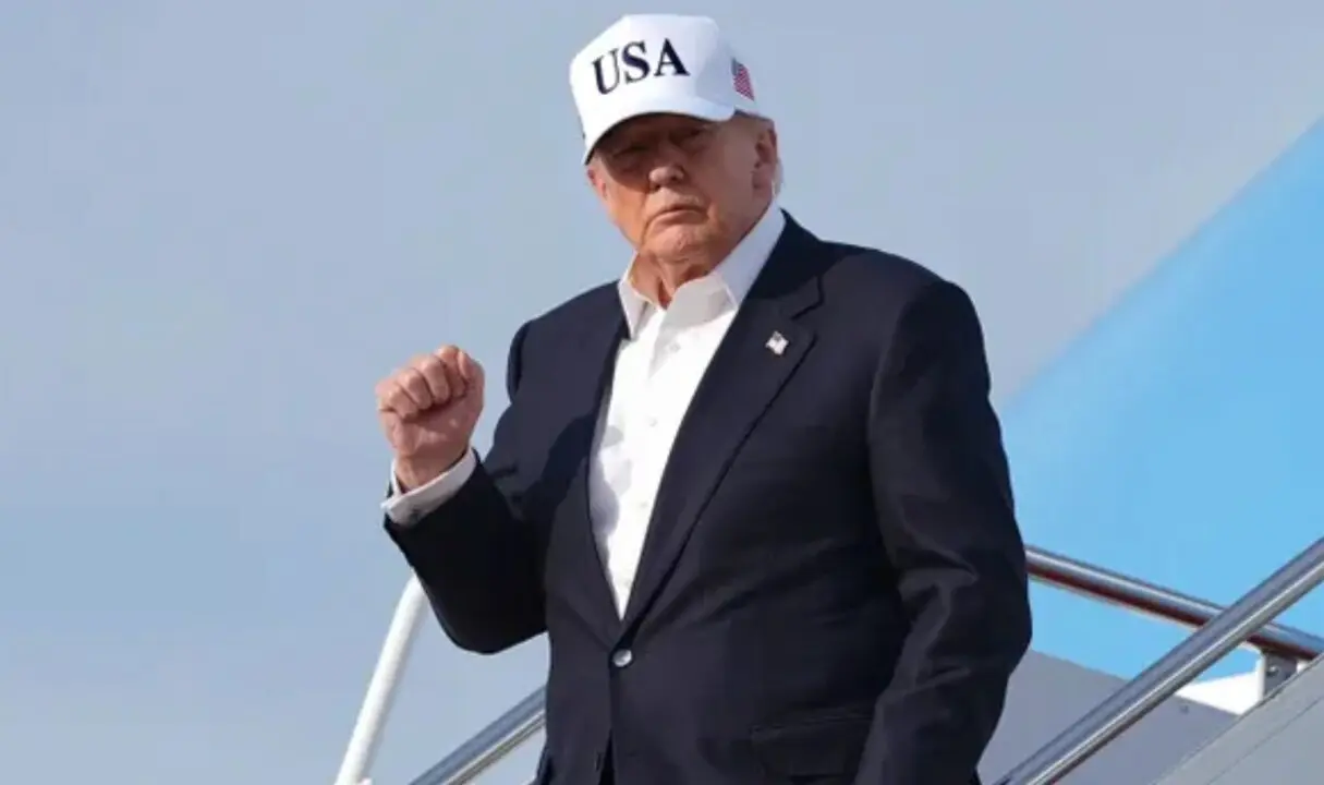 El presidente Donald Trump afirm&oacute; el domingo que cualquier acuerdo que su administraci&oacute;n alcance con Ir&aacute;n ser&iacute;a "bueno y apropiado", y lo contrast&oacute; marcadamente con el acuerdo nuclear de la era Obama.