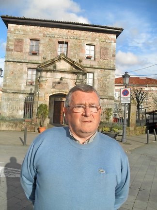 El alcalde de pedáneo de Carrejo y Santibáñez, Manuel González. / Saja