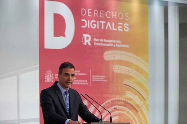 El presidente del Gobierno, Pedro Sánchez, interviene en la presentación de la Carta de Derechos Digitales, en La Moncloa, a 14 de julio de 2021, en Madrid (España). 