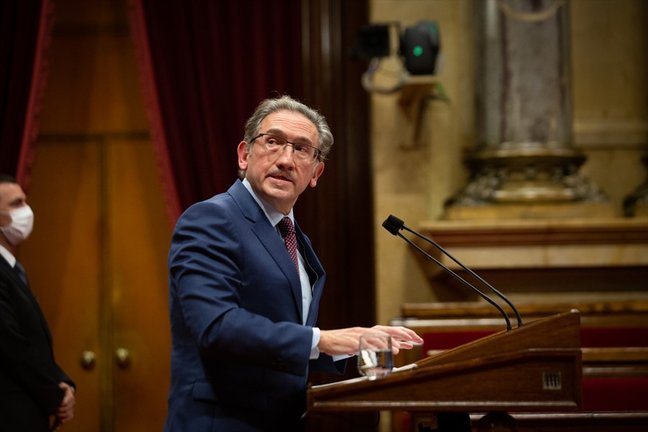 El conseller de Economía y Hacienda de la Generalitat, Jaume Giró, durante una sesión plenaria en el Parlament de Cataluña, a 29 de julio de 2021, en Barcelona, Catalunya, (España). 