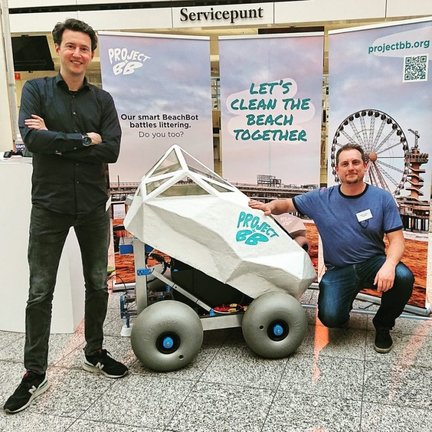 Crean 'BeachBot', un robot que detecta y extrae las colillas con la Inteligencia Artificial de Microsoft