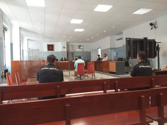 Carlos Alexander R.L., en el banquillo de los acusados este miércoles en Almería