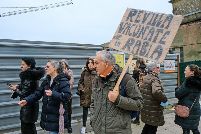 Manifestación frente al Parlamento de Cantabria. / Hardy