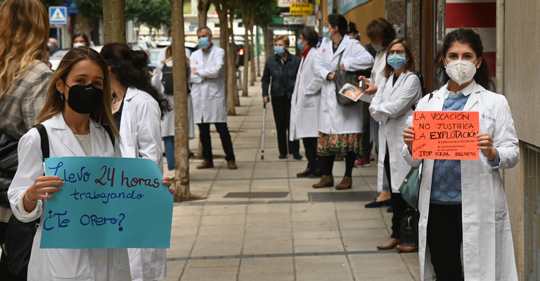 Ultima manifestación del personal del Hospital de Valdecilla. / ALERTA