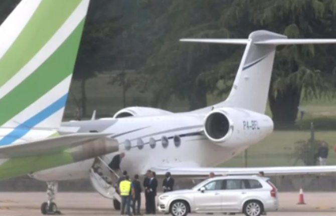 Viaje. El Rey Juan Carlos aterriza en Vigo en su regreso a España tras dos años en Abu Dabi