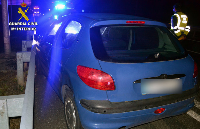 “La Guardia Civil investiga a un conductor por conducir de forma temeraria y bajo la influencia de bebidas alcohólicas”