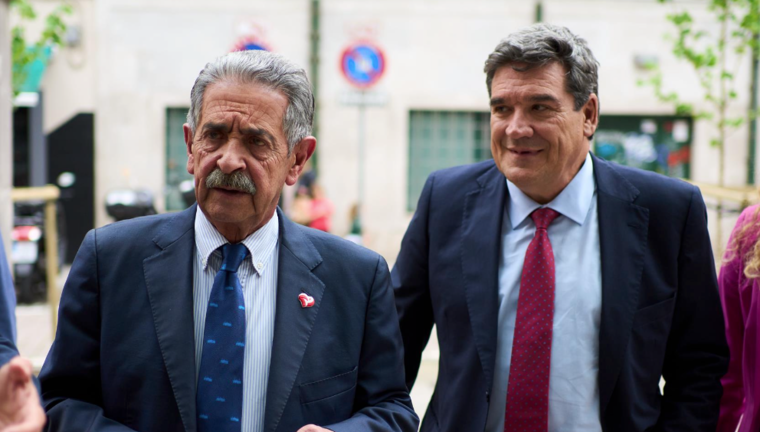 El presidente de Cantabria, Miguel Ángel Revilla y el ministro de Inclusión, Seguridad Social y Migraciones, José Luis Escrivá.