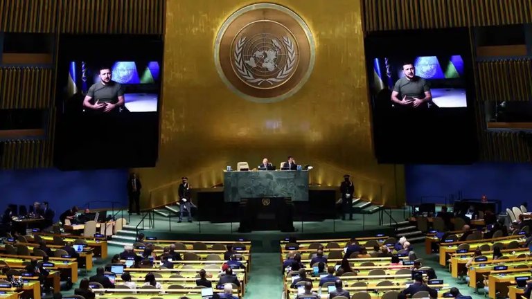 Los líderes mundiales se dirigen al 77º período de sesiones de la Asamblea General de las Naciones Unidas en la sede de la ONU en la ciudad de Nueva York