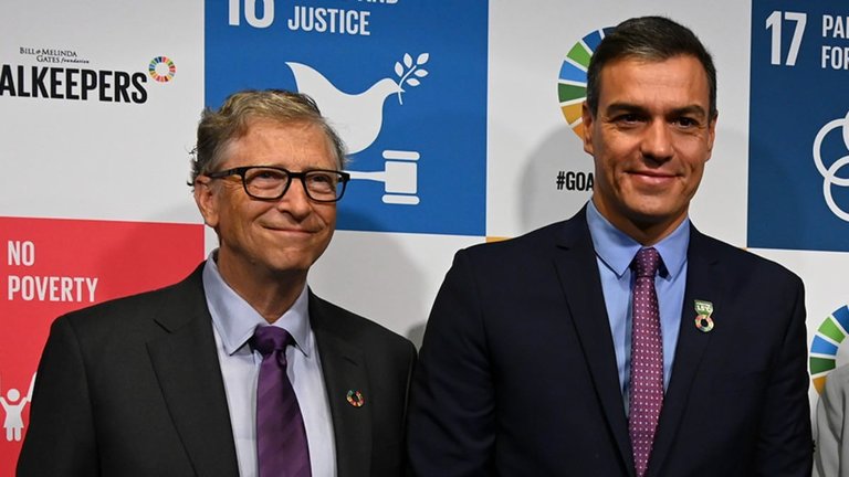 Sánchez y Bill Gates.