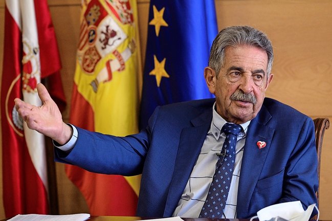 El presidente de Cantabria, Miguel Ángel Revilla. / alerta