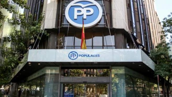 Edificio que alberga la sede nacional del Partido Popular en Madrid.