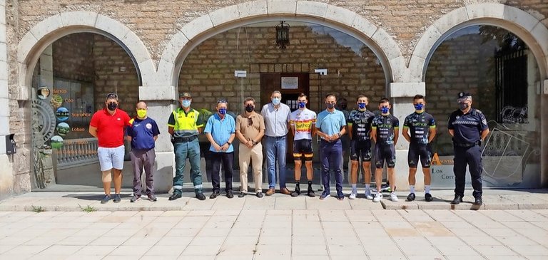 El Ayuntamiento de Los Corrales de Buelna dio la bienvenida a todos los estamentos implicados en la Vuelta al Besaya.