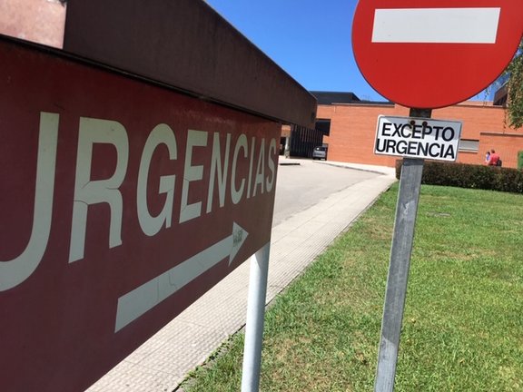 Entrada de Urgencias del Hospital Marqués de Valdecilla. / ALERTA