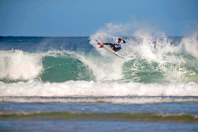 Los surfistas mostraron un gran nivel en Galicia. / classicsurfpro