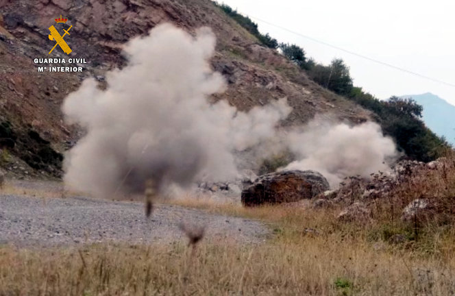 Explosion del proyectil-artilleria en San Pedro del Romeral.