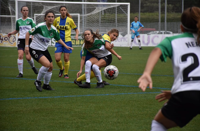 Amistoso disputado ayer por el Real Racing Club de Santander Féminas contra la C.D. San Ignacio Femenino de Bilbao.