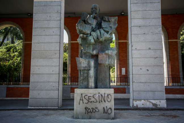 La estatua del que fuera presidente del Gobierno en la República, el socialista Francisco Largo Caballero.