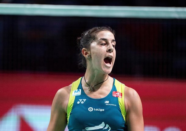 La española Carolina Marín certificó este sábado su clasificación para la final del Abierto de Dinamarca de bádminton al vencer, por 21-17 y 21-11, a la alemana Yvonne Li.