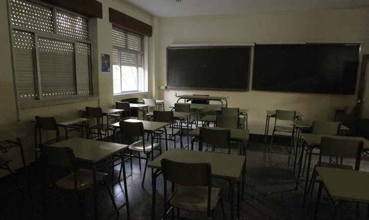 El aula vacía de un instituto. EFE/Juanjo Guillen/Archivo