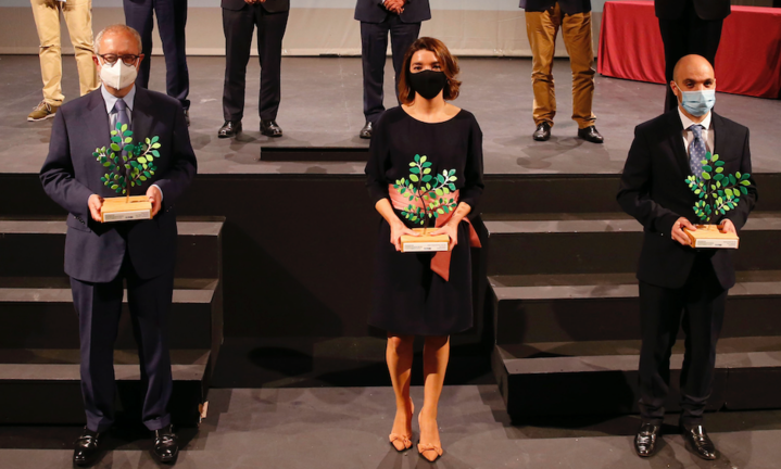 Los galardonados en la entrega de los Premios Emprendedores Cantabria. / ALERTA