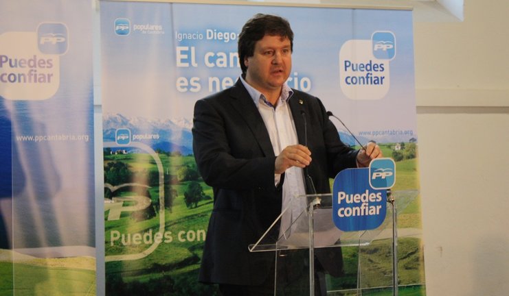 El ex alcalde de Santa María de Cayón, Gastón Gómez. / ALERTA