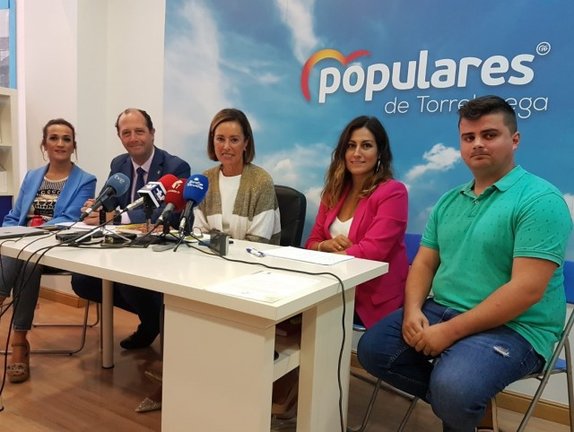 Agrupación del PP de Torrelavega. / ALERTA