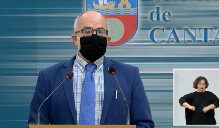 El consejero de Sanidad, Miguel Rodríguez durante la rueda de prensa ofrecida hoy. / ALERTA