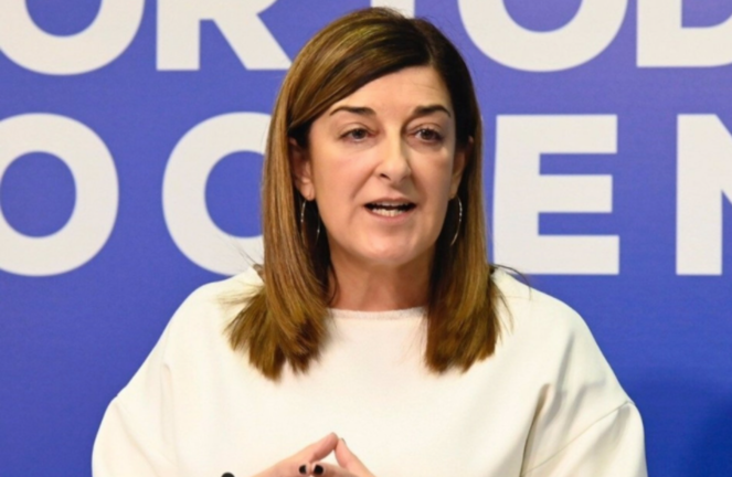 La presidenta del PP de Cantabria, María José Sáenz de Buruaga.
