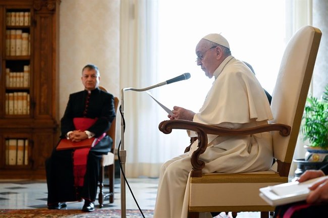 El papa Francisco en la audiencia general de los miércoles, en el Vaticano. EFE/EPA/VATICAN MEDIA HANDOUT