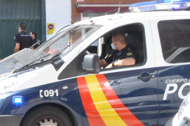 Patrulla de la Policía Nacional en Cantabria. / ALERTA