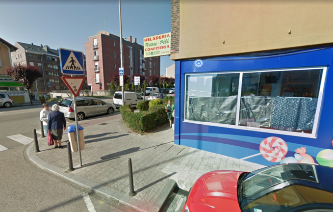 Vista del despacho de lotería situado en el número 264 de General Dávila. / ALERTA
