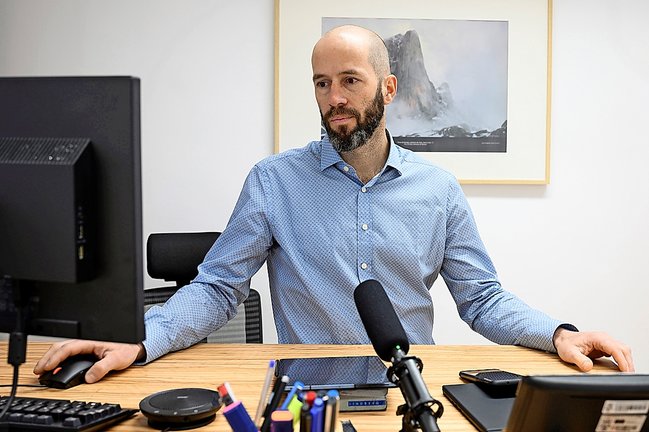 El director general de Salud Pública de Cantabria Reinhard Wallmann. / Hoyos