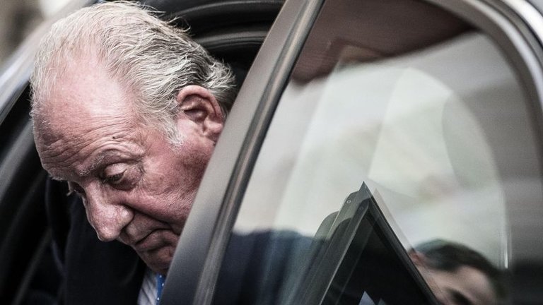 Juan Carlos I en una imagen de archivo. Angelo Carconi / AP